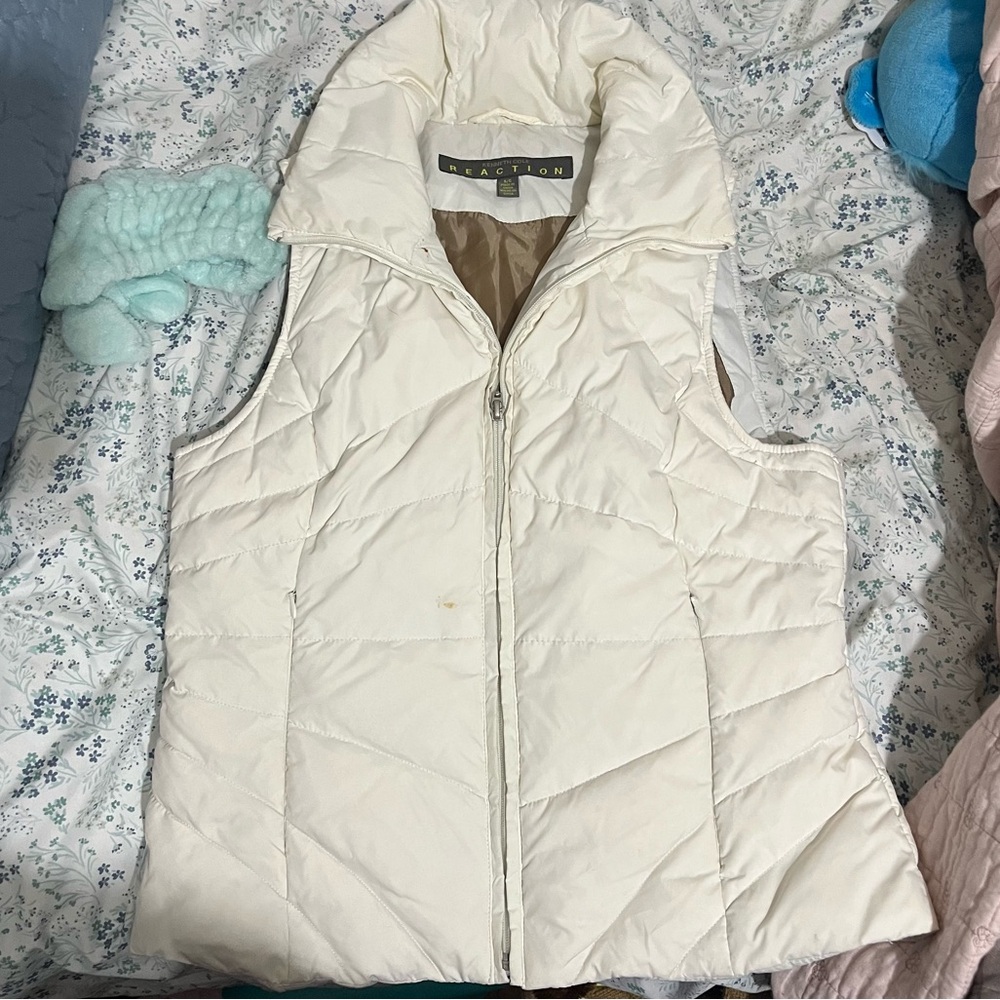 Kenneth Cole Reaction Women's White Puffer Vest